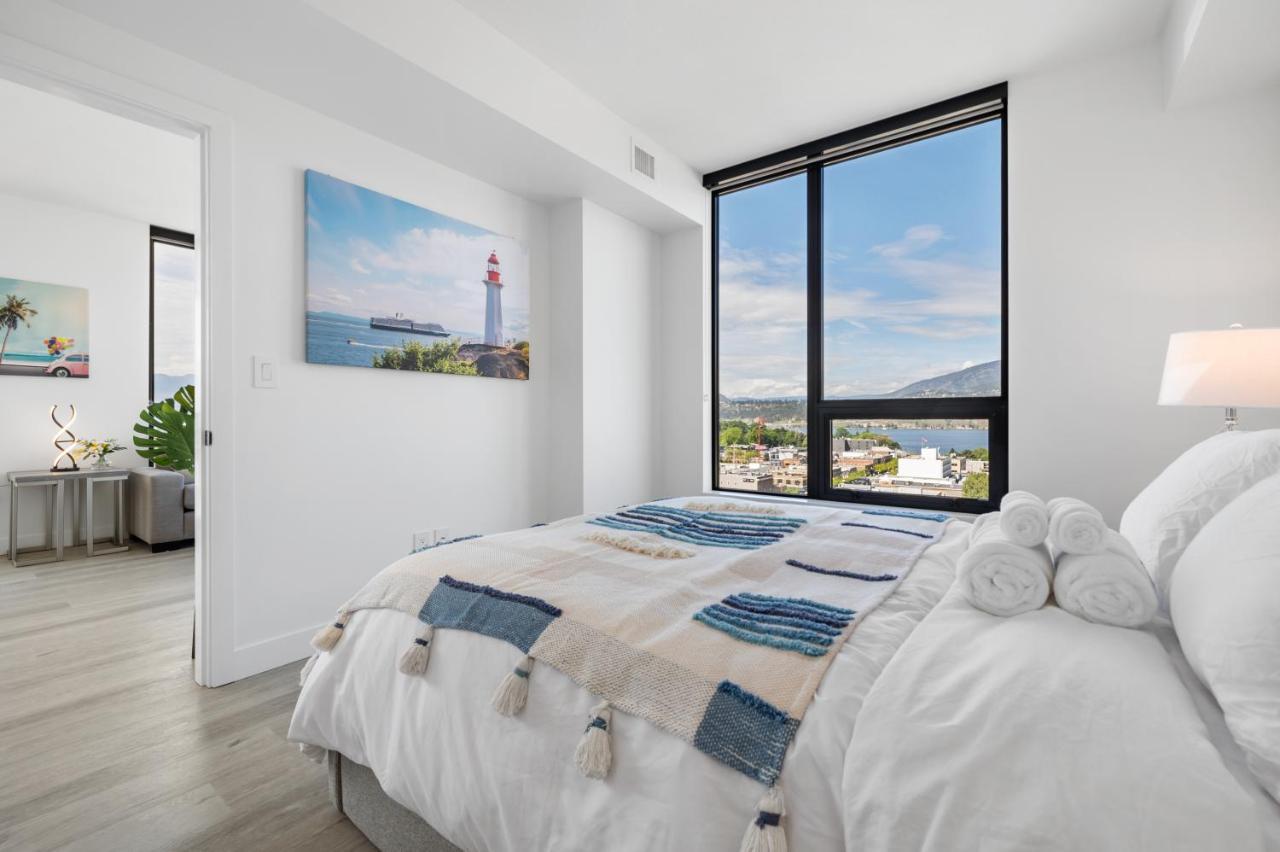 Brand New Luxury Downtown Near The Beach #13 킬로나 외부 사진