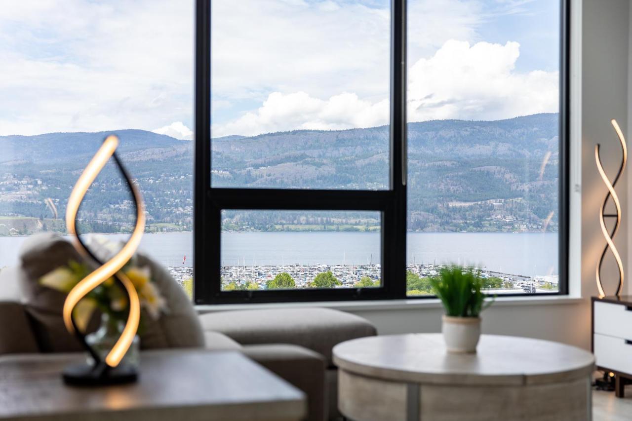 Brand New Luxury Downtown Near The Beach #13 킬로나 외부 사진